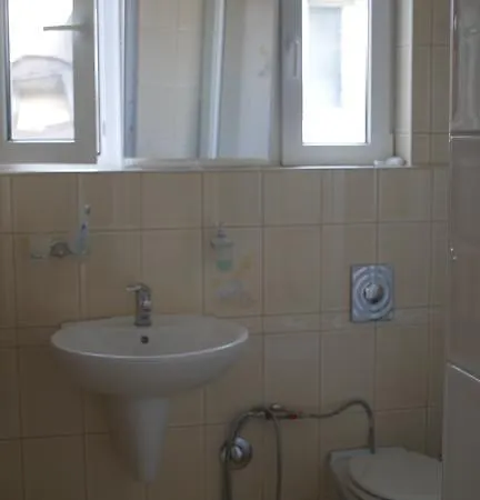 Apartment In Heart Of *