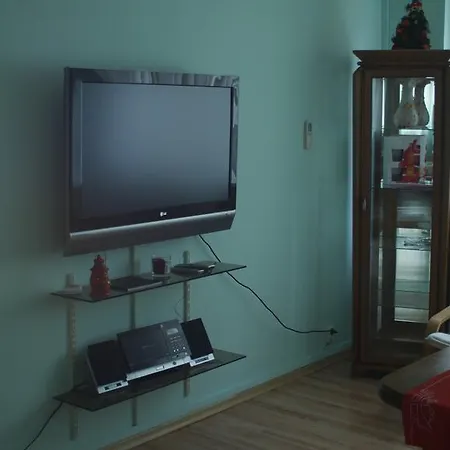 In Heart Of Apartment