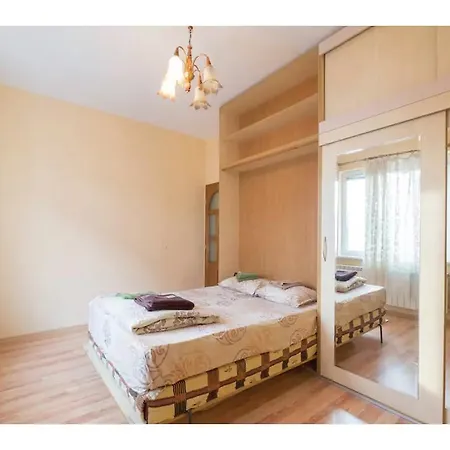 In Heart Of Apartment